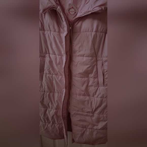 Leani Women's Light/Blush Pink Hooded Puffer Coat/Long Vest - Size Medium - Picture 5 of 12